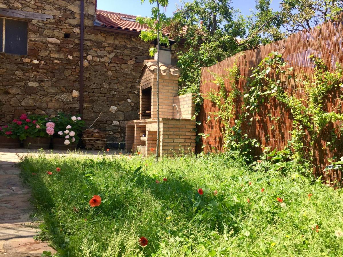 El Huerto De Leon Villa Prádena del Rincón Kültér fotó